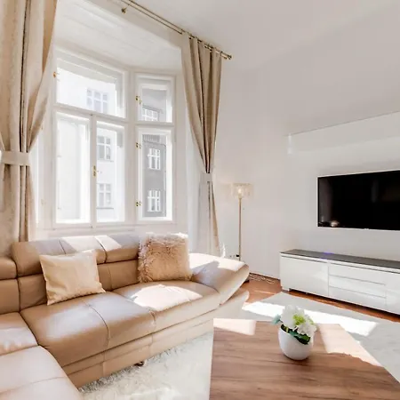 Apartment Luxury Riverside In The Center Of Prag