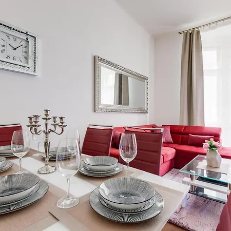 Apartment Luxury Riverside In The Center Of