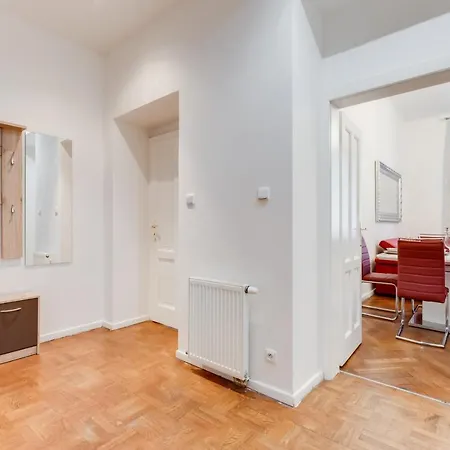 Luxury Riverside In The Center Of Apartment Prague