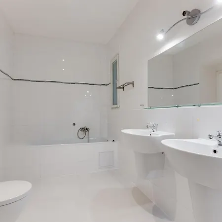 Apartamento Luxury Riverside In The Center Of