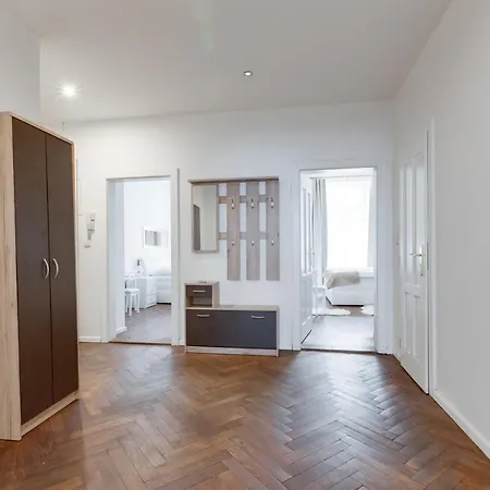 Apartment Luxury Riverside In The Center Of