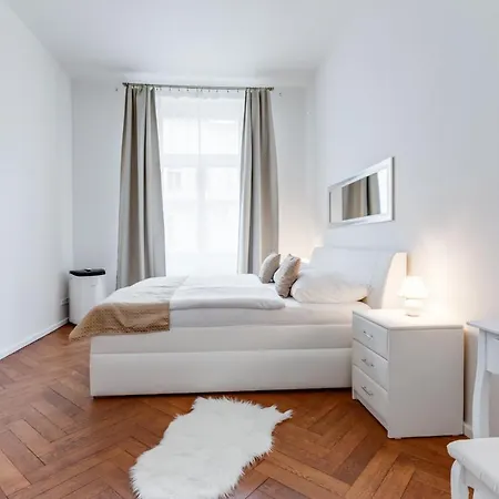Luxury Riverside In The Center Of Apartamento Praga
