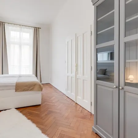 Apartment Luxury Riverside In The Center Of
