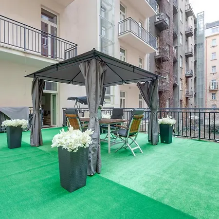 Luxury Riverside In The Center Of Apartment Prague