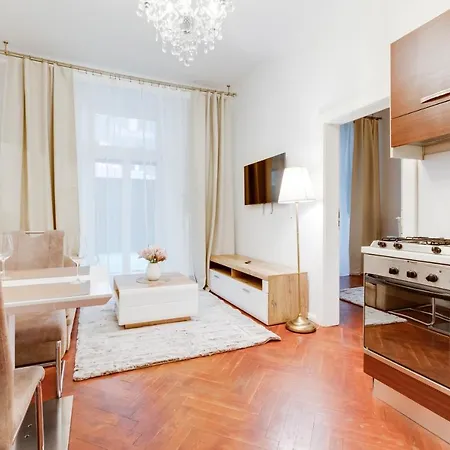 Luxury Riverside In The Center Of Апартаменты *